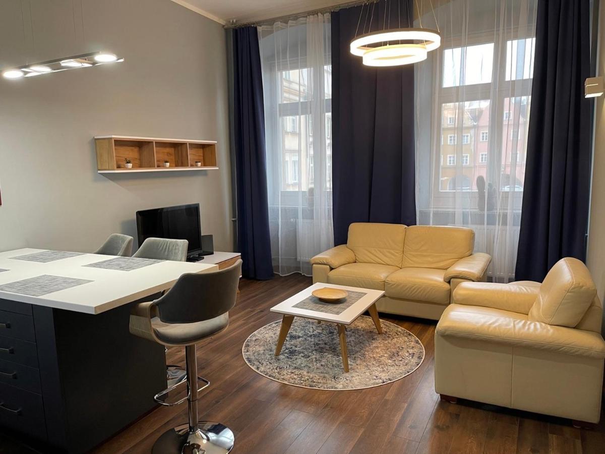 Apartament Ratuszowy 옐레니아구라 외부 사진